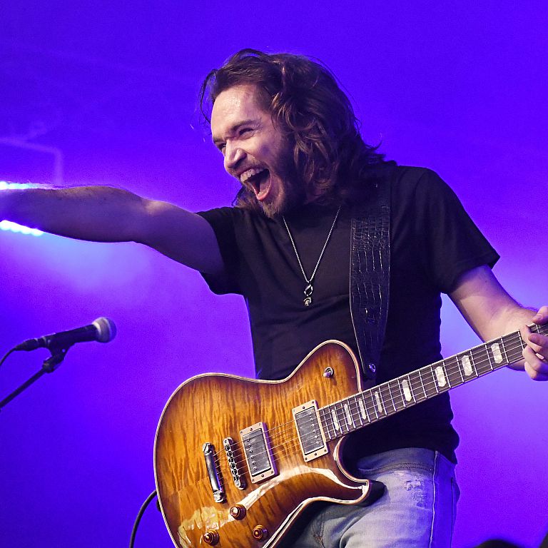 Eric Steckel   In an era where pedalboards, laptops and samples have become commonplace, Eric Steckel goes against the grain and harkens his listeners back to the days when great guitars were played loudly through great amps. Hailed by many as the top ris